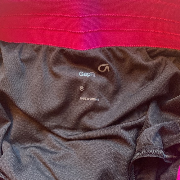 Gap Hot Pink High Rise Running Shorts - Picture 3 of 5